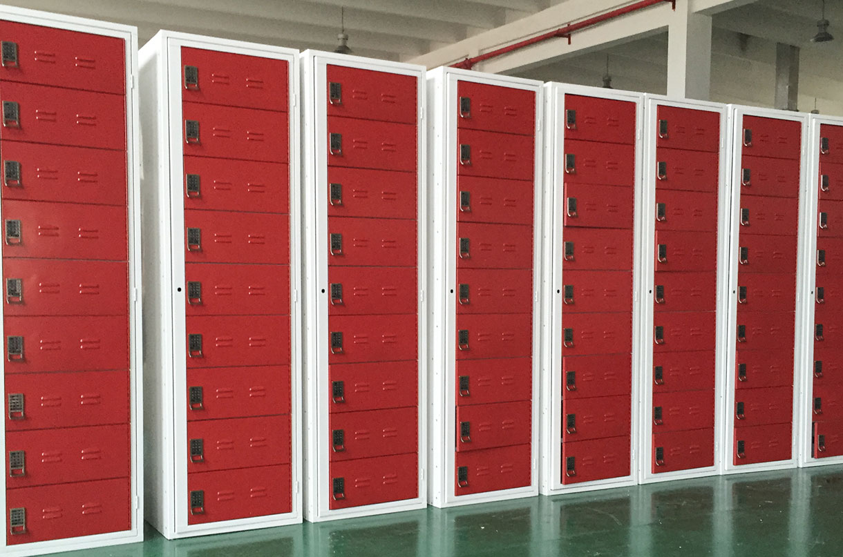 Nine Door Welded Locker